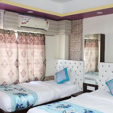 Hotel Square Park Dibrugarh Exterior photo